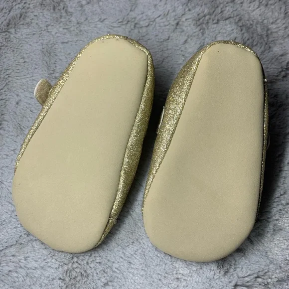 Shoes Carters - Picture 2 of 3